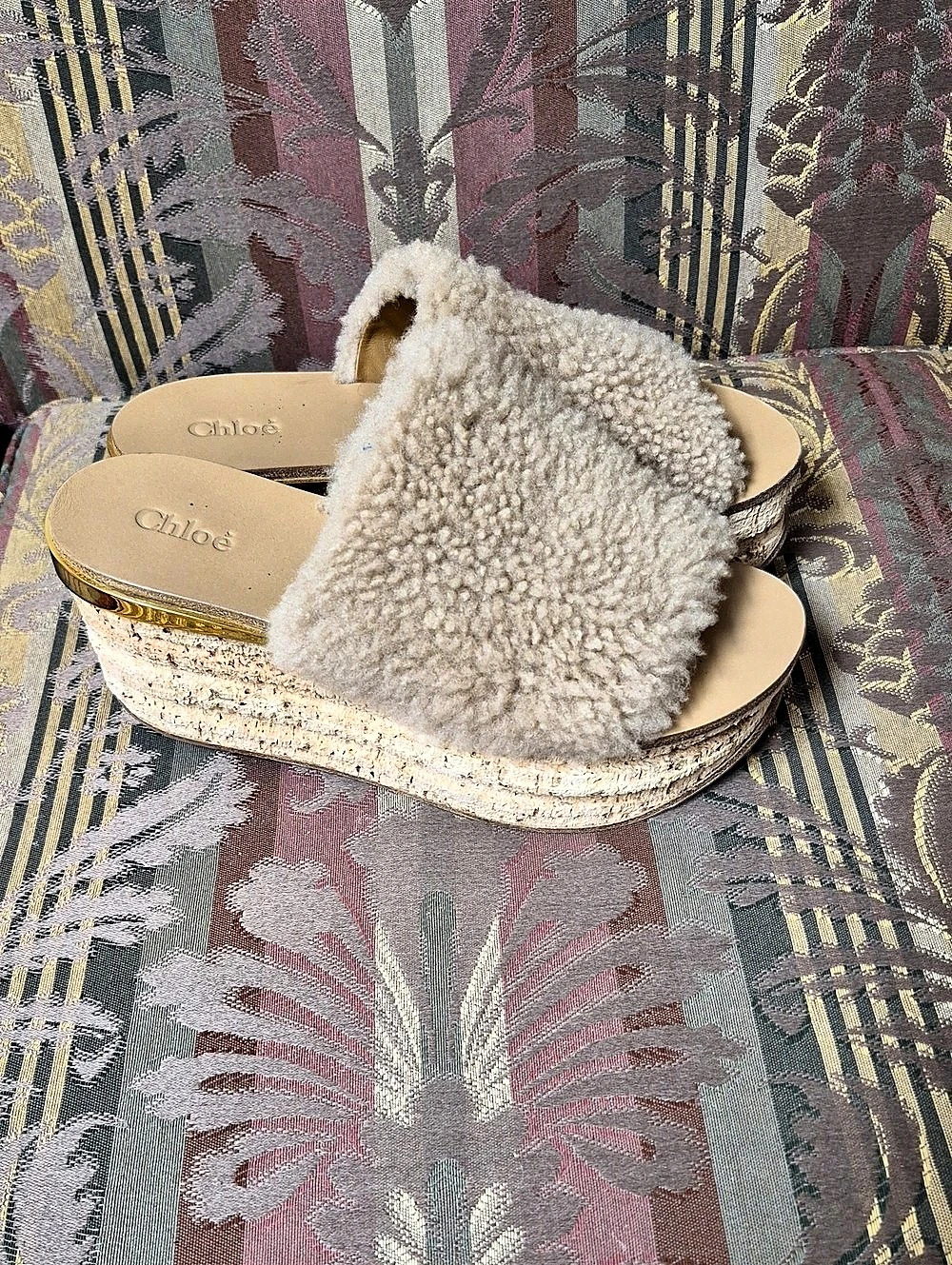 Chloé Kerenn Shearling Fur Cork Slide Sandal Cork Platform Mules Beige & Gold EU